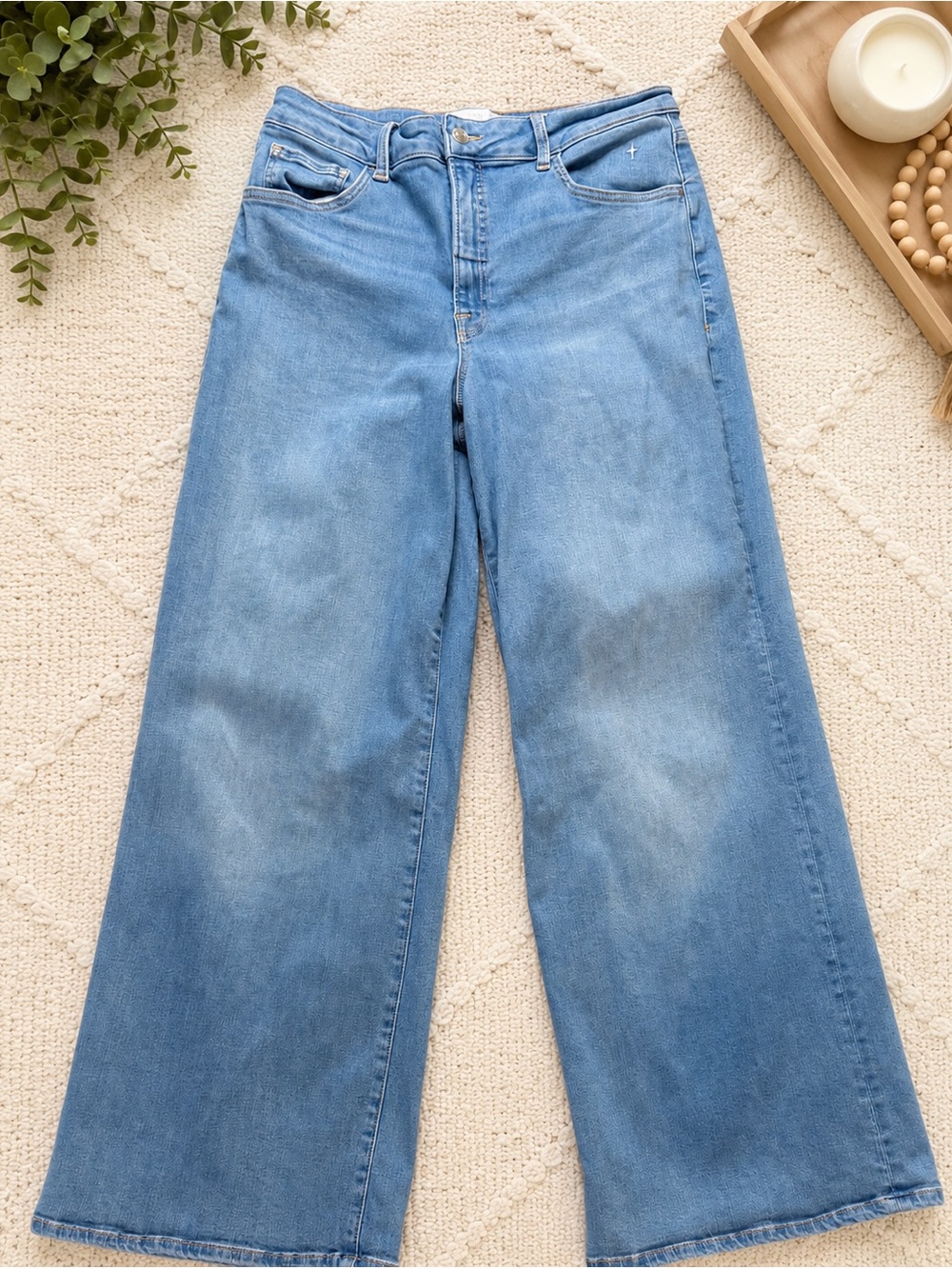 Voyageur High Rise Wide Leg Jeans Women’s Light Wash Denim Relaxed Fit Size 31